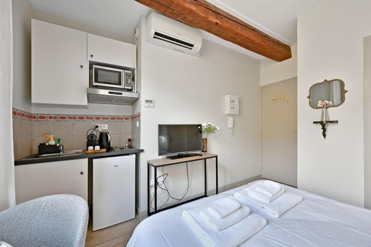 Au Coeur Des Papes, Dans Batisse De Charme Studios & Appartements En Coeur De Ville Avignon Ngoại thất bức ảnh