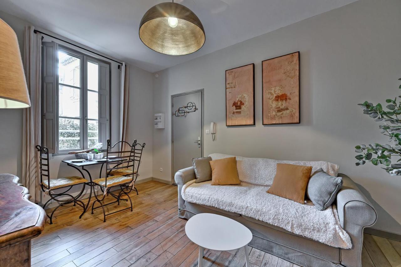 Au Coeur Des Papes, Dans Batisse De Charme Studios & Appartements En Coeur De Ville Avignon Ngoại thất bức ảnh