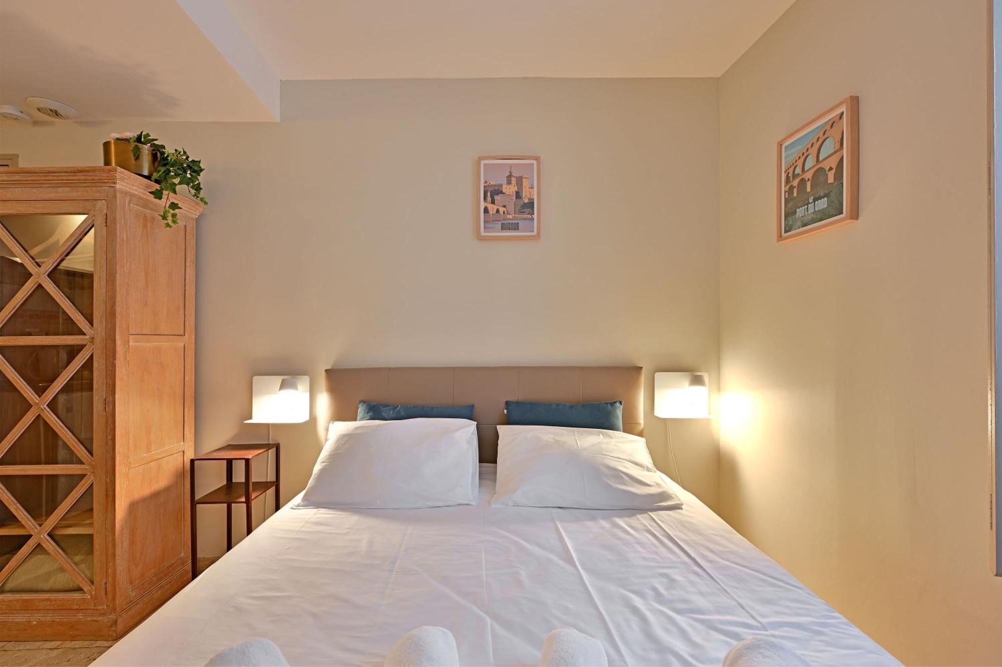 Au Coeur Des Papes, Dans Batisse De Charme Studios & Appartements En Coeur De Ville Avignon Ngoại thất bức ảnh