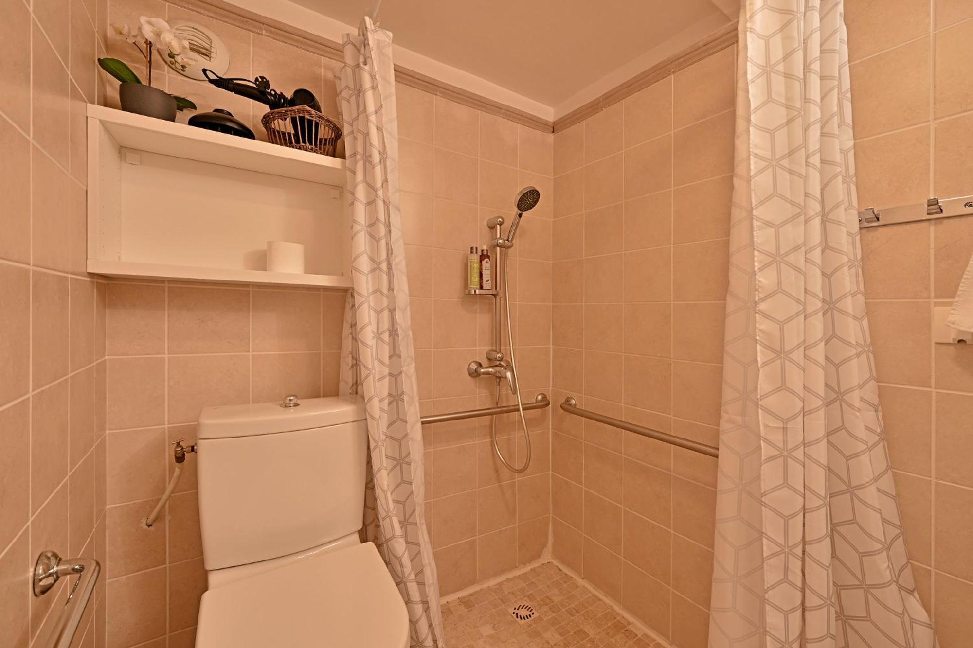 Au Coeur Des Papes, Dans Batisse De Charme Studios & Appartements En Coeur De Ville Avignon Ngoại thất bức ảnh